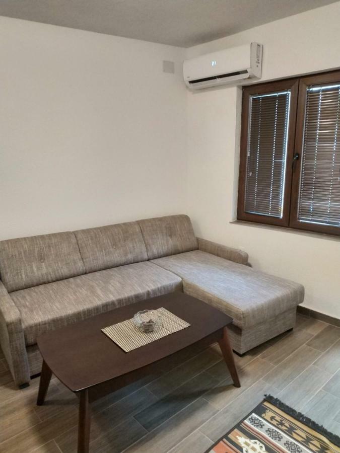 At George'S Apartments Охрид Екстериор снимка