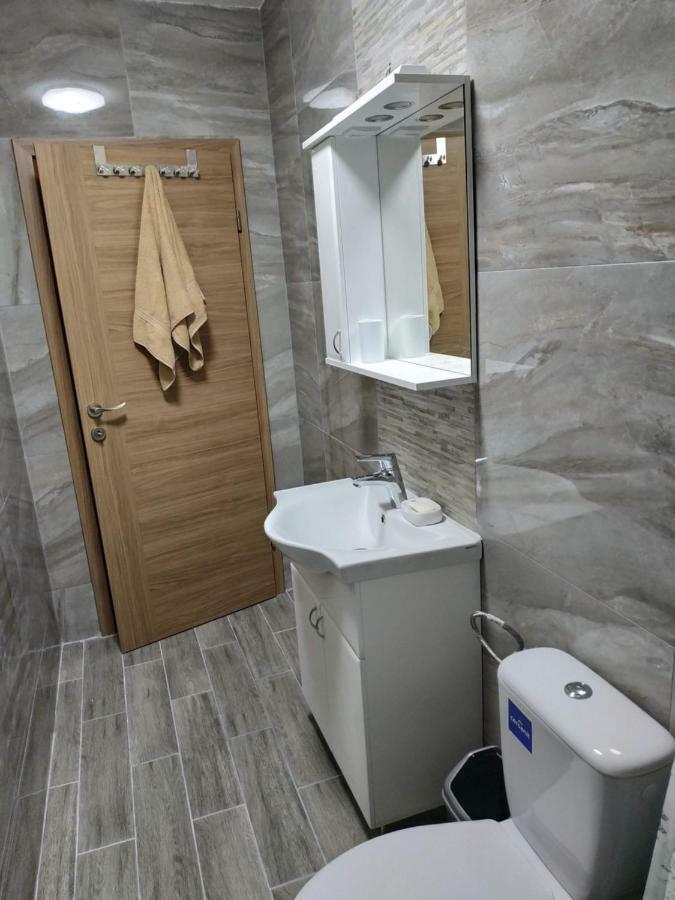 At George'S Apartments Охрид Екстериор снимка